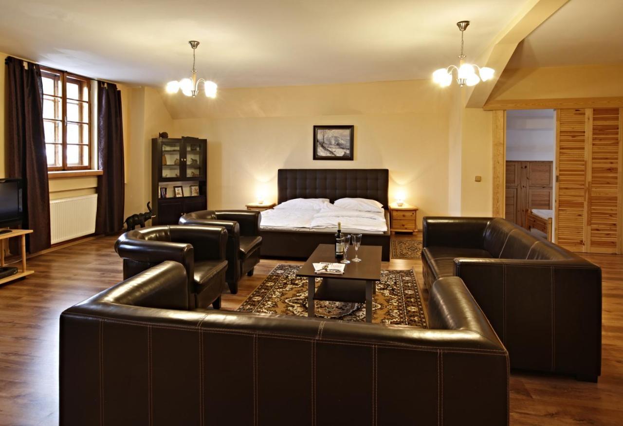 Hotel Posta Černý Dŭl Ngoại thất bức ảnh
