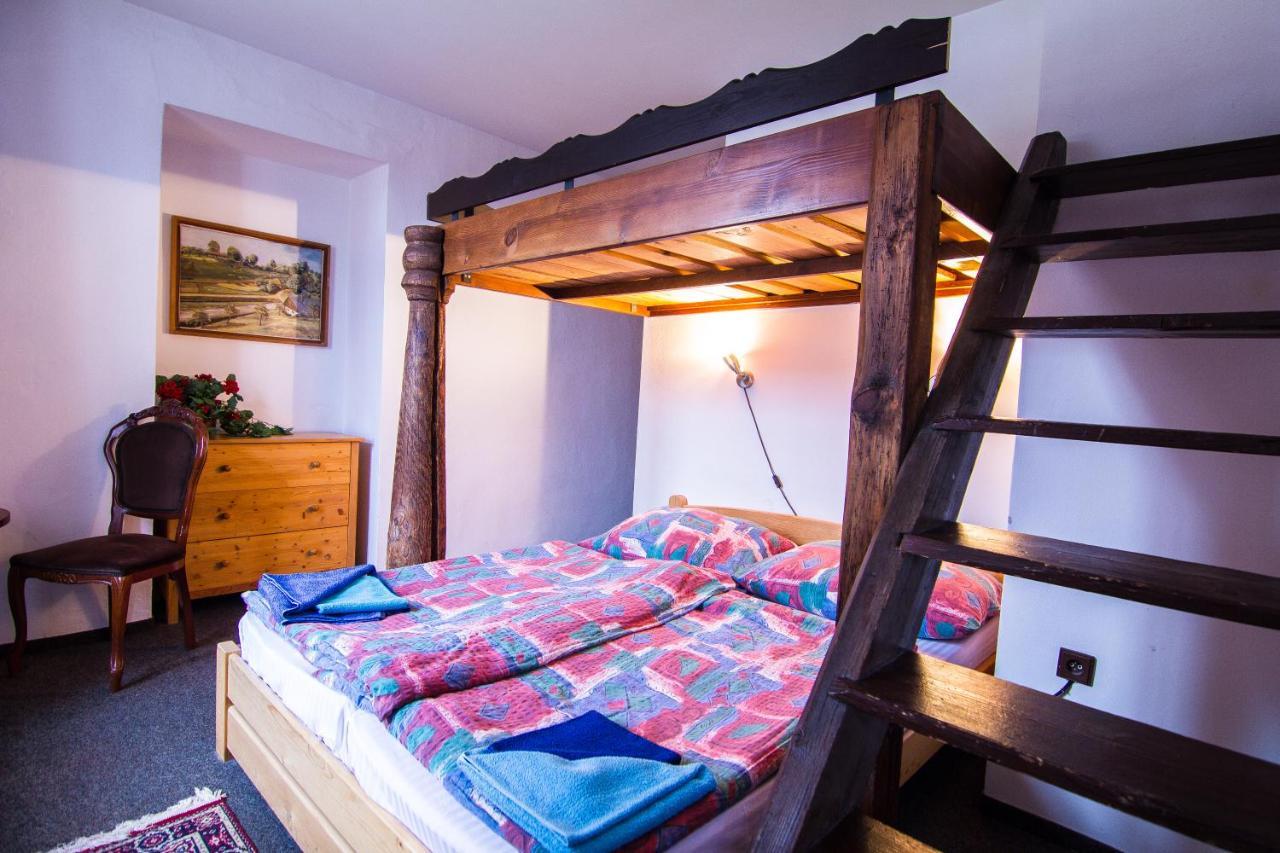 Hotel Posta Černý Dŭl Ngoại thất bức ảnh