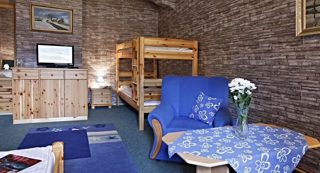 Hotel Posta Černý Dŭl Ngoại thất bức ảnh