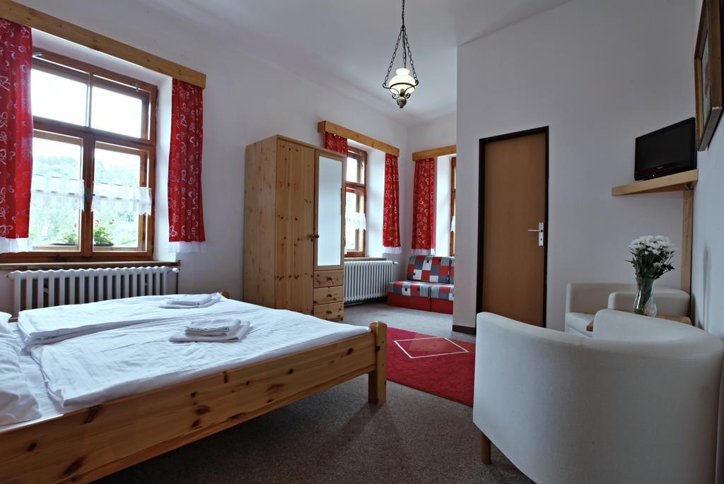 Hotel Posta Černý Dŭl Ngoại thất bức ảnh