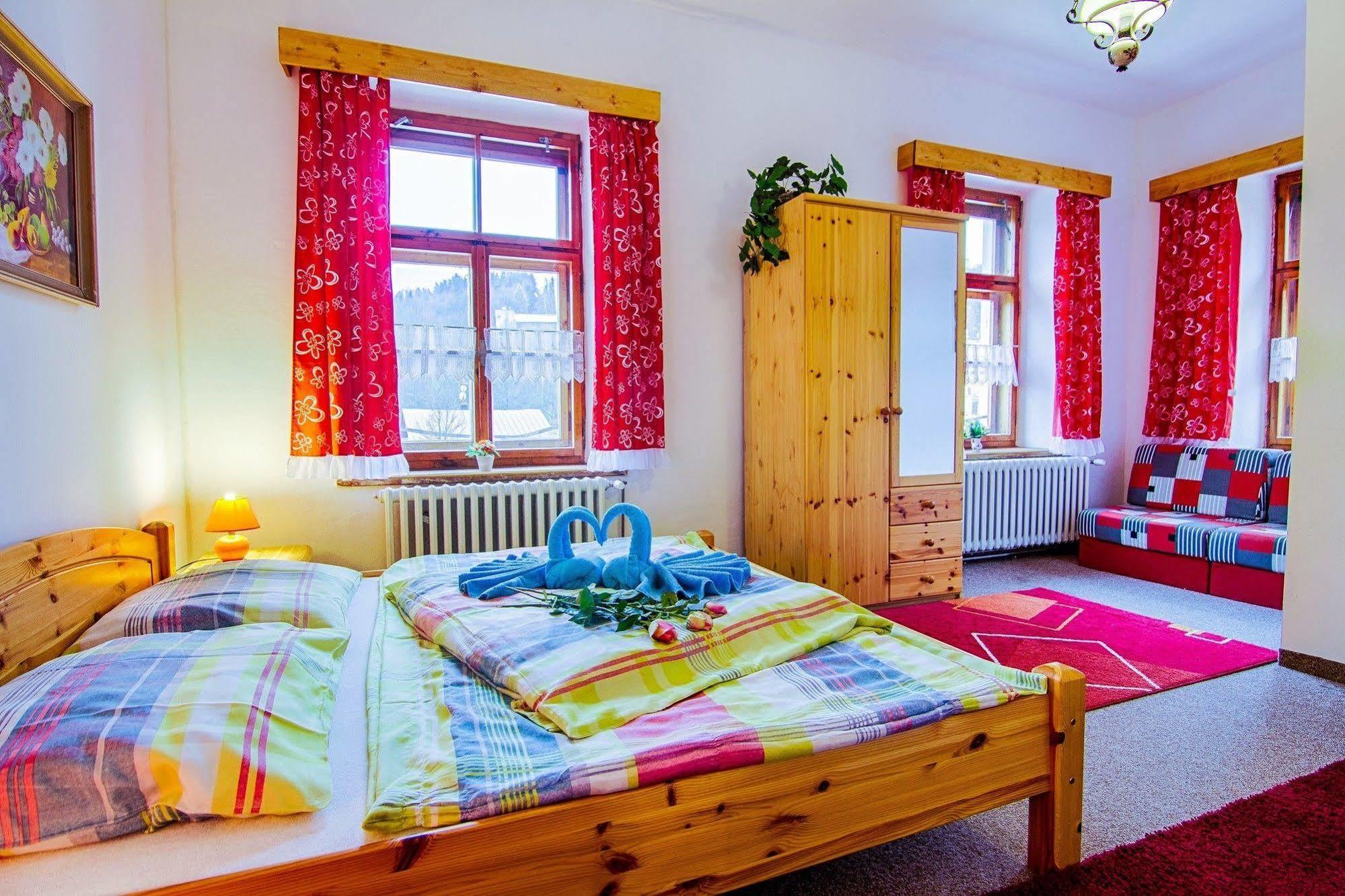 Hotel Posta Černý Dŭl Ngoại thất bức ảnh