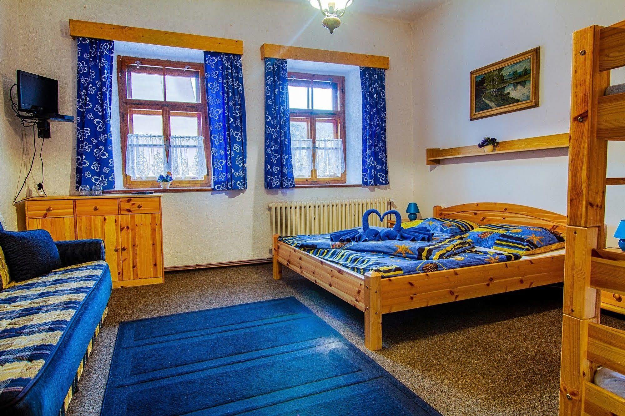 Hotel Posta Černý Dŭl Ngoại thất bức ảnh